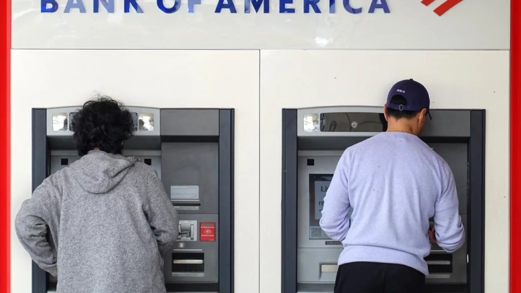 The Biden administration is proposing a new rule that could limit bank overdraft fees to as little as $3. (Photo: Getty Images)